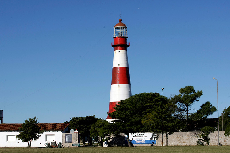 Faro Punta Mogotes