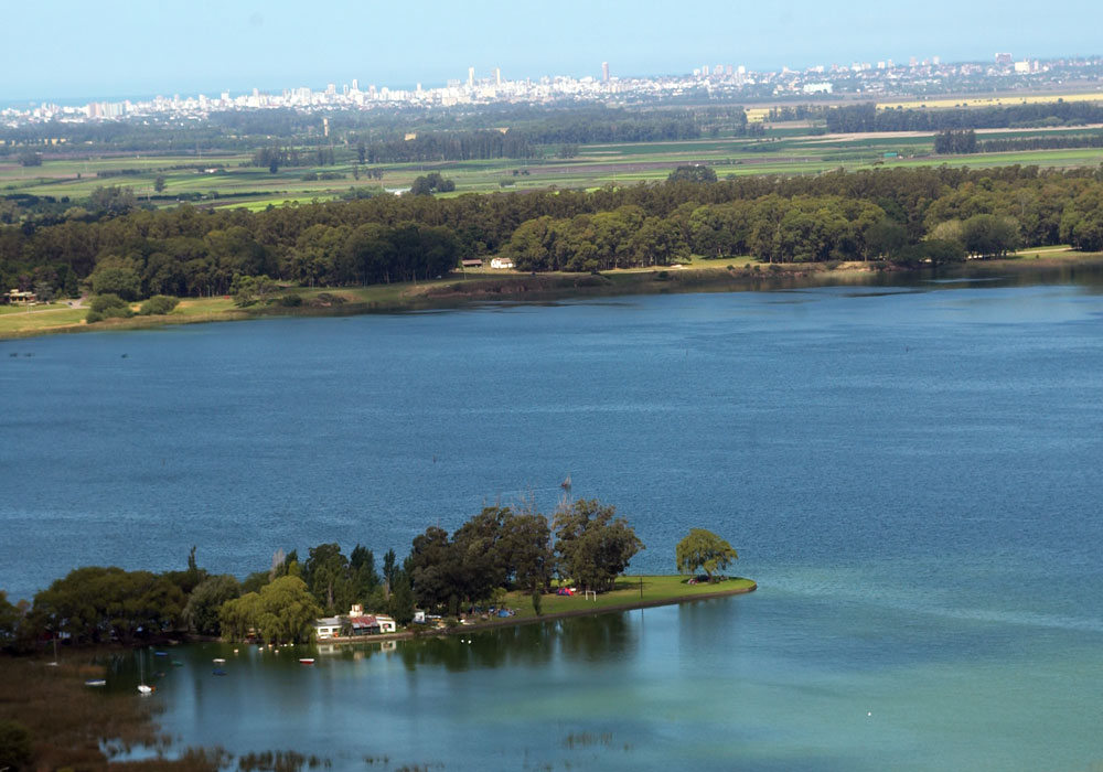 Laguna de los Padres