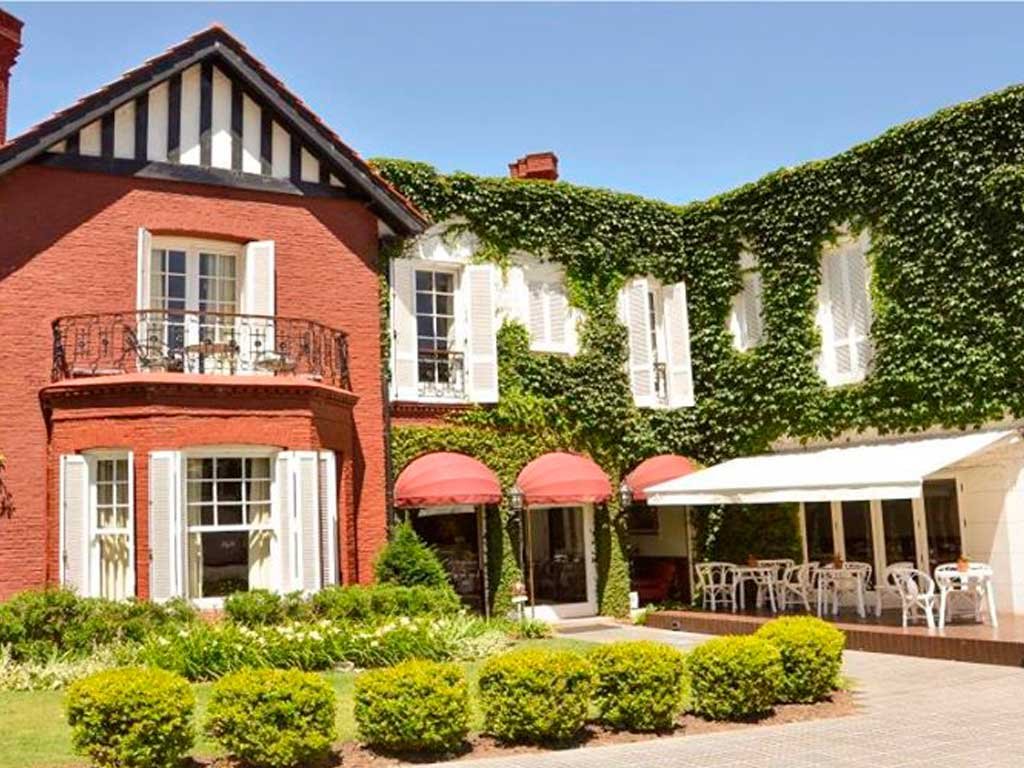 Altos de Güemes Hotel