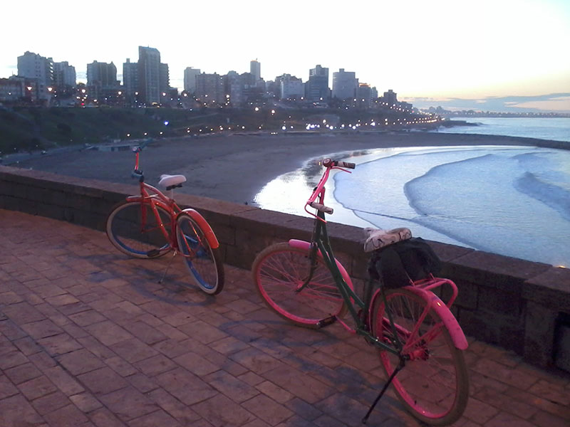 Custom Bike - Recorrido turístico en bicicleta